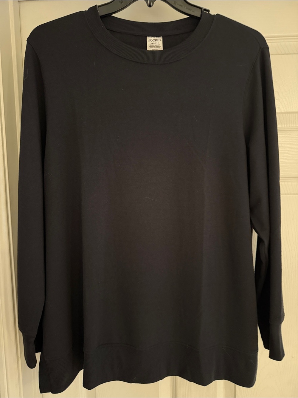 NWOT Jockey Women's Black Crewneck Pullover Sweater